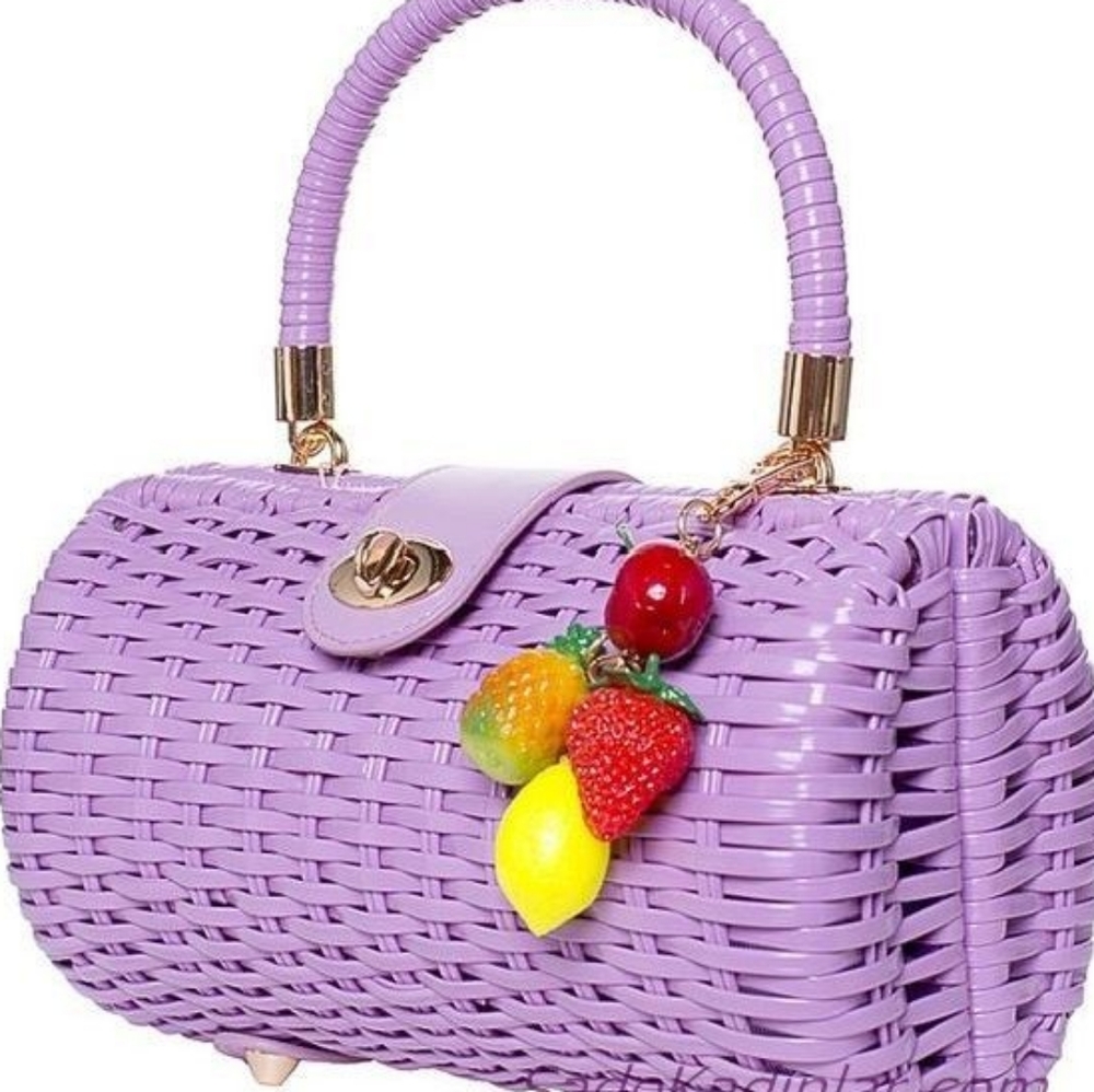 Pinup Couture Wicker Purse